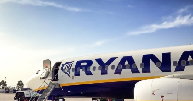 Un zbor Ryanair, deviat in Germania, dupa ce 30 de pasageri s-au simtit rau