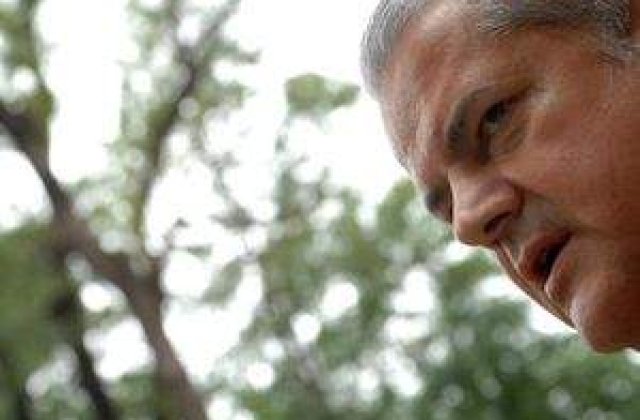 Adrian Nastase, trimis din nou in judecata de DNA