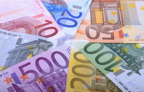 Roubini: Grecia trebuie sa paraseasca zona euro