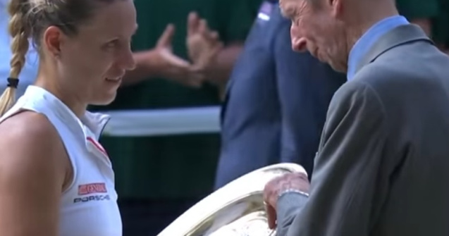 Wimbledon: Angelique Kerber a castigat finala, dupa ce a invins-o pe Serena Williams/ VIDEO