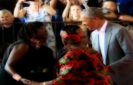 Fostul presedinte Obama, surprins cand dansa cu bunica lui / VIDEO