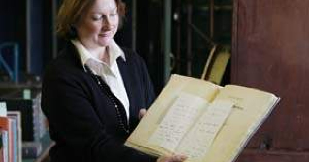 Darwin, bombardat cu scrisori de la 'prosti'