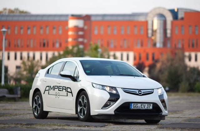Minitest: Opel Ampera, masina viitorului imediat