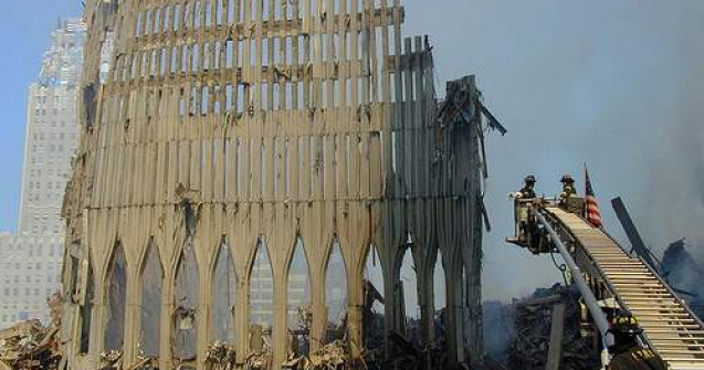 Explicatia prabusirii turnurilor gemene: O reactie chimica