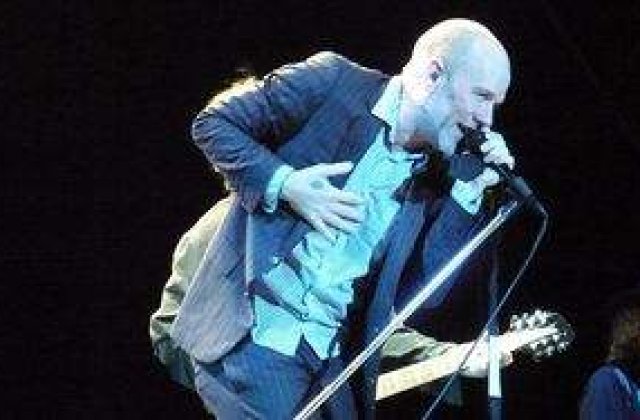 R.E.M. s-a destramat