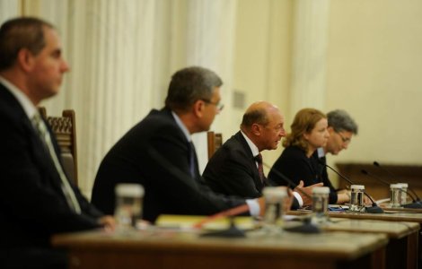 Ce spune Basescu despre invatamantul la distanta?