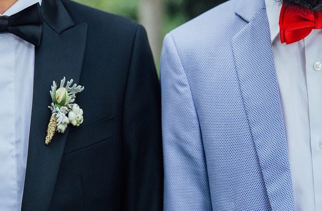 CCR a admis sesizarea cu privire la dreptul de libera circulatie si sedere al sotilor de acelasi sex