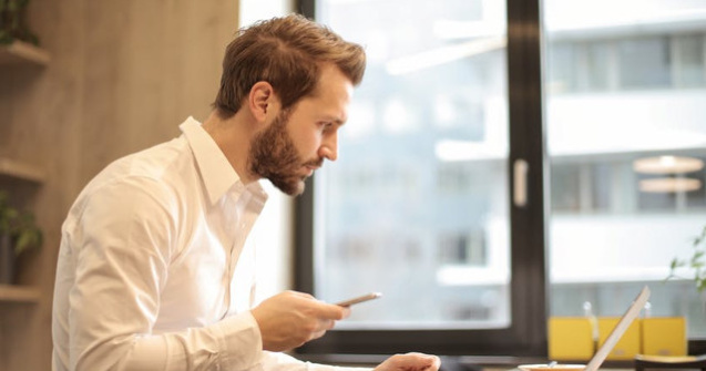 Studiu: Doar jumatate dintre angajatii romani au avut concediu in ultimul an. 20% nu au avut parte de nicio zi libera