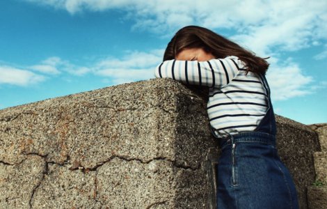  Top  Superstitii la un alt nivel: 9 lucruri bizare care ar atrage ghinionul