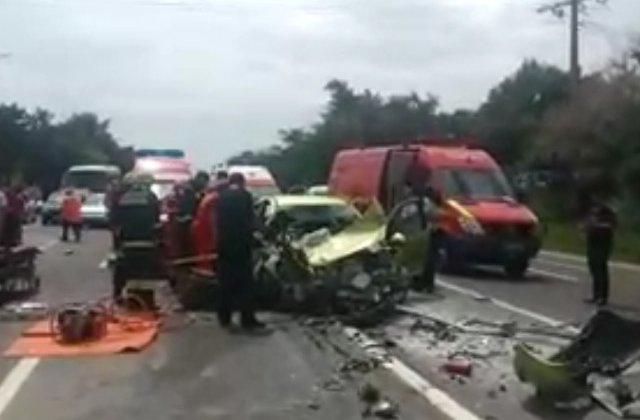 O persoana a murit si alte trei au fost grav ranite, in urma unui accident petrecut in judetul Constanta/ VIDEO