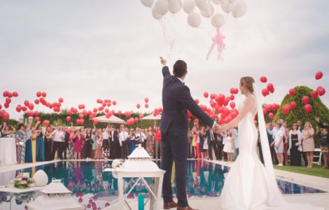  Top  6 detalii de care sa tii cont cand iti alegi invitatia de nunta