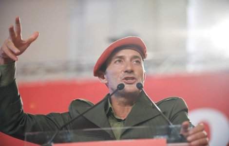 Mazare, pe coperta Playboy