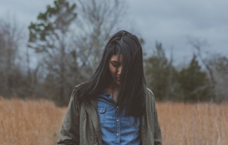  Top  Sunt creativi si buni scriitori. 9 trasaturi ascunse ale introvertitilor