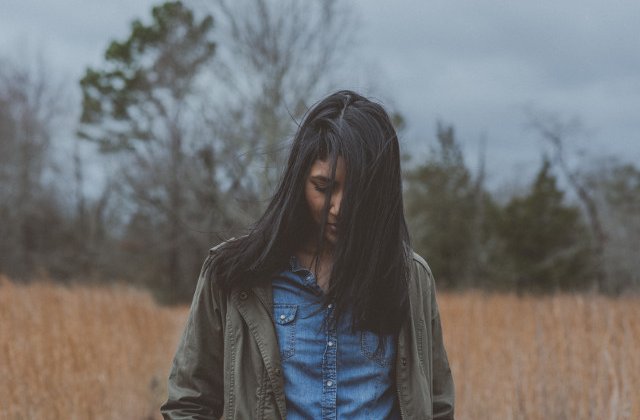 Sunt creativi si buni scriitori. 9 trasaturi ascunse ale introvertitilor