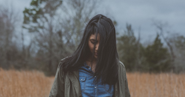  Top  Sunt creativi si buni scriitori. 9 trasaturi ascunse ale introvertitilor