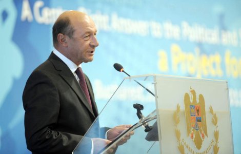 Cum planuieste Ponta sa-l "detroneze" pe Basescu?