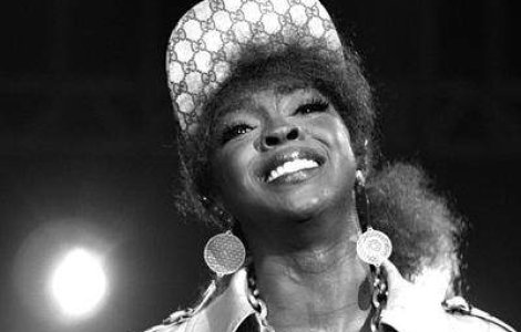 Lauryn Hill, data din nou in judecata