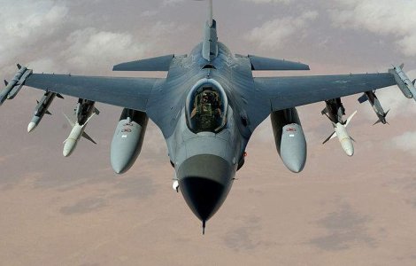 Pe cine au mai convins SUA sa cumpere avioane F16