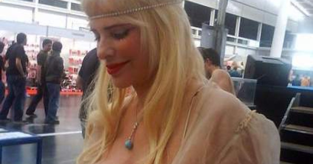 Cicciolina se intoarce in politica