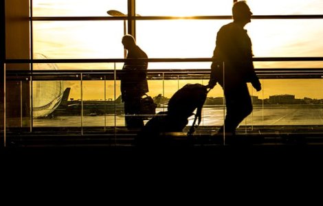 Aeroportul International Sibiu, evacuat de urgenta din cauza unei substante necunoscute