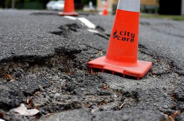 Gropile din Romania i-au salvat viata