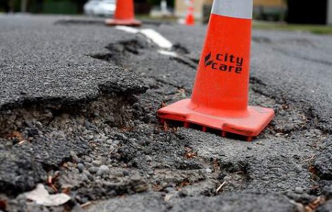 Gropile din Romania i-au salvat viata