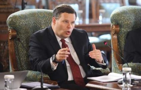 Franks: Reformele din Romania, oprite de presiunile politice