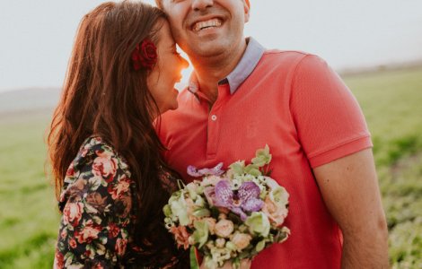 Cat costa un implant dentar? Ghid util