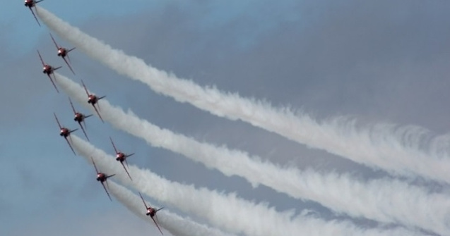 BIAS 2018: Spectacol de forta aeriana cu 150 de aeronave si peste 100 de piloti si parasutisti din 13 tari