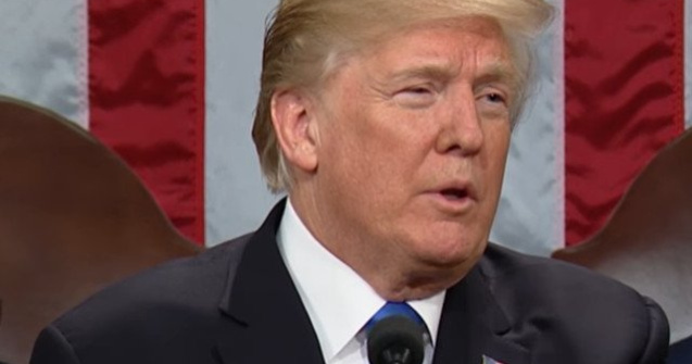 Presedintele Trump declara starea de urgenta in California, din cauza incendiilor