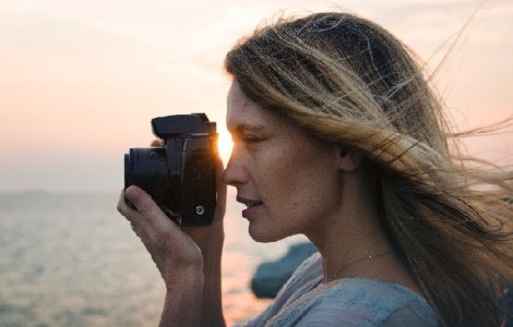  Top  10+ locuri de munca care iti ofera posibilitatea sa castigi bani in timp ce calatoresti