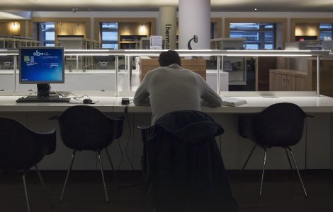  Top  Nu te epuiza. 8 semne care arata ca esti dependent de munca