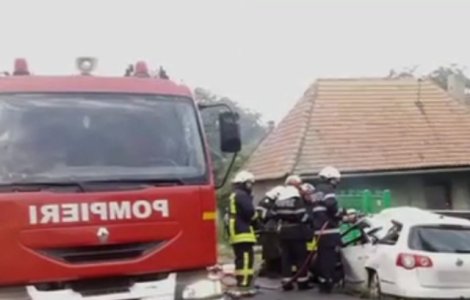 Doua persoane au murit intr-un accident petrecut pe DN 11