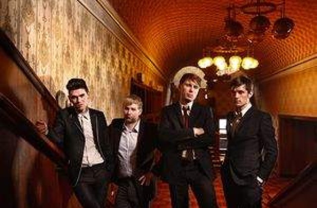 Franz Ferdinand vine la B'ESTFEST