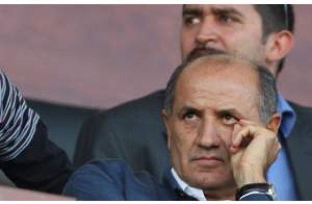 Copos apeleaza la Dinamo ca sa scape de suporterii Rapidului