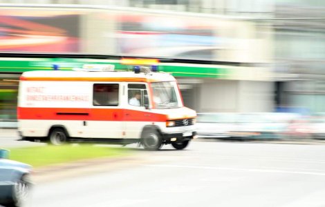 Tanar roman, ucis cu zeci de lovituri de sabie la Torino