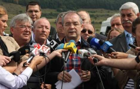 Boc: Plecarea Nokia nu are legatura cu Guvernul