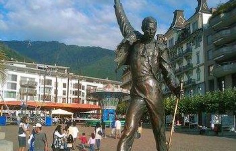 Cea mai atragatoare piesa compusa vreodata!