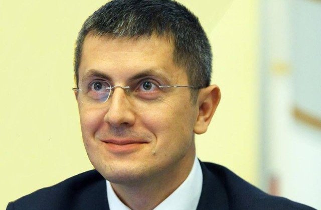 Barna: Campania "Fara Penali in functii publice" a adunat 450.000 de semnaturi