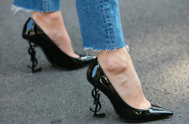 Yves Saint Laurent: 10 citate despre moda si stil de la omul care si-ar fi dorit sa inventeze blugii