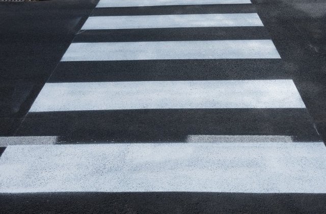 O fata de 12 ani a fost accidentata mortal pe o trecere de pietoni