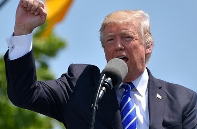 Donald Trump, dat in judecata pentru a supus peste 1.000 de migranti ilegali unor conditii 'inumane'