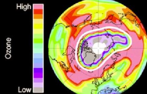 O noua gaura de ozon, deasupra Polului Nord