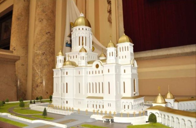 Protest impotriva ridicarii Catedralei Mantuirii Neamului