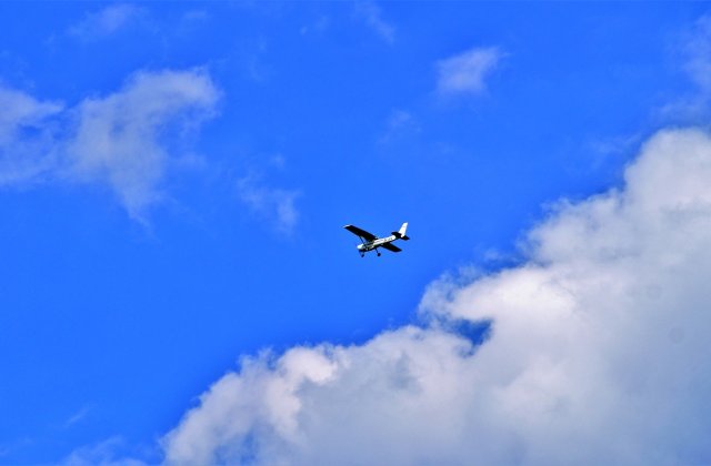 Un avion de colectie s-a prabusit in Elvetia. 20 de persoane au murit