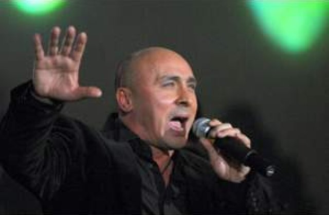 Marcel Pavel, acuzat ca a agresat un elev care a cerut bani de la fiul sau