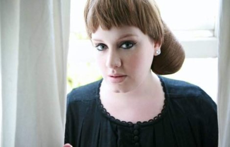 Adele risca sa-si piarda vocea