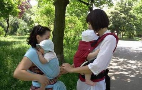 Saptamana Internationala a Bebelusilor Purtati