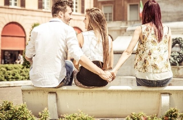 10 moduri neasteptate in care partenerii au fost prinsi inseland