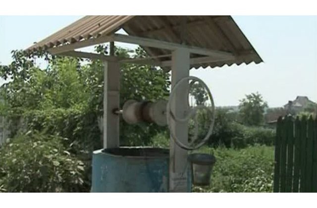 Trei barbati au murit in timp ce incercau sa curete o fantana